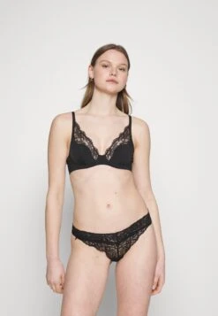 Anna Field 5 PACK - Stringit