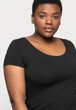 3er PACK - T-paita -Vaatteiden Promootio 2c0ec249accc4c4f98e07887f3dbb6ae