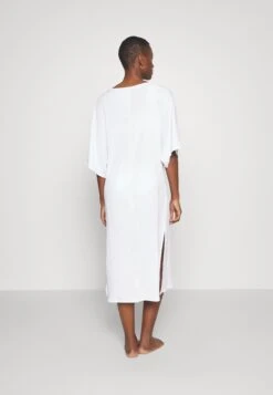 Anna Field V FRONT BEACH DRESS - Maksimekko -Vaatteiden Promootio 35c7e23202a94687870bafeb4d8e71cc