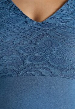 Trikoomekko - Dark Blue -Vaatteiden Promootio 58fcebc797c0453eb447f48dd8fa1911