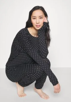 Anna Field Pyjama -Vaatteiden Promootio 5ba8fce91586497fafdac31358f961d0