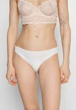 Anna Field 7 PACK - Alushousut -Vaatteiden Promootio 6d06a7cadf94413d955a22ffec213fd7