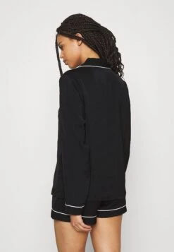 Anna Field AMANDA LONG SLEEVE SHORT SET - Yöasusetti -Vaatteiden Promootio 76c1a6e3060042a98452482dadb33e40