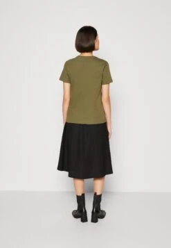 Anna Field Printtipaita -Vaatteiden Promootio 843eabaa04cb4e89bce4790602625093