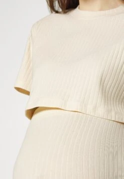 TOP SKIRT SET - Kynähame -Vaatteiden Promootio 8af03942c2404f969868c7706a4c1e44