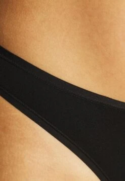 Anna Field 10 PACK - Stringit -Vaatteiden Promootio a29dca26880f44319503a6b5d2bc0e18