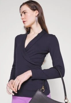 Pitkähihainen Paita - Dark Blue -Vaatteiden Promootio a6bbfc7936a748d6826d632e33bad5dd