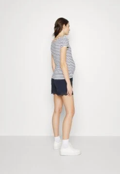 MATERNITY DOUBLE LAYER NURSING - Printtipaita -Vaatteiden Promootio be9c72960b9d4f7a84249218f5a6bf67