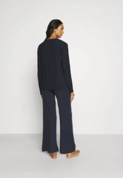 Anna Field RIB SLOUCH PJ SET - Yöasusetti -Vaatteiden Promootio bf2e5631125547ebb00f3001881a03a6