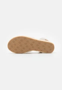 Anna Field Espadrillot -Vaatteiden Promootio dc88609fa7fe4987a91c50307f2a6915