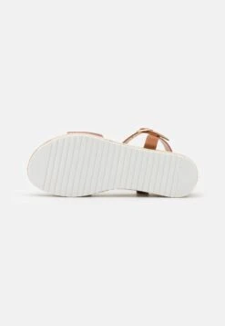 Anna Field COMFORT - Espadrillot 10 Anna Field COMFORT - Espadrillot -Vaatteiden Promootio ea355f2fc73f48a881af00d4acdaf023