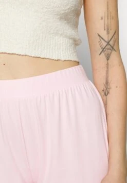 Anna Field 2 PACK - Pyjamahousut/-shortsit -Vaatteiden Promootio ee8380202fc848e58600a4f802d18717