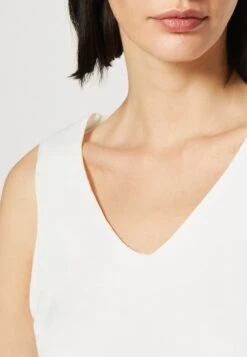 Anna Field Toppi -Vaatteiden Promootio f29714e9c8424dae817cf4751857bfd2