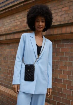 Anna Field Kännykän Kuoret