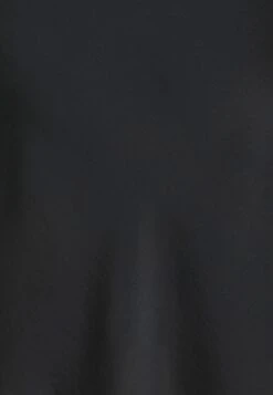 Anna Field HAMMERED SATIN NIGHTIE - Yöpaita -Vaatteiden Promootio f413aa67ea6947d3bd430f13e46768aa