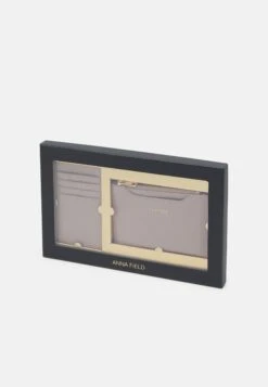 Anna Field SET - Lompakko -Vaatteiden Promootio fc16528b190048a39a2915470901978d